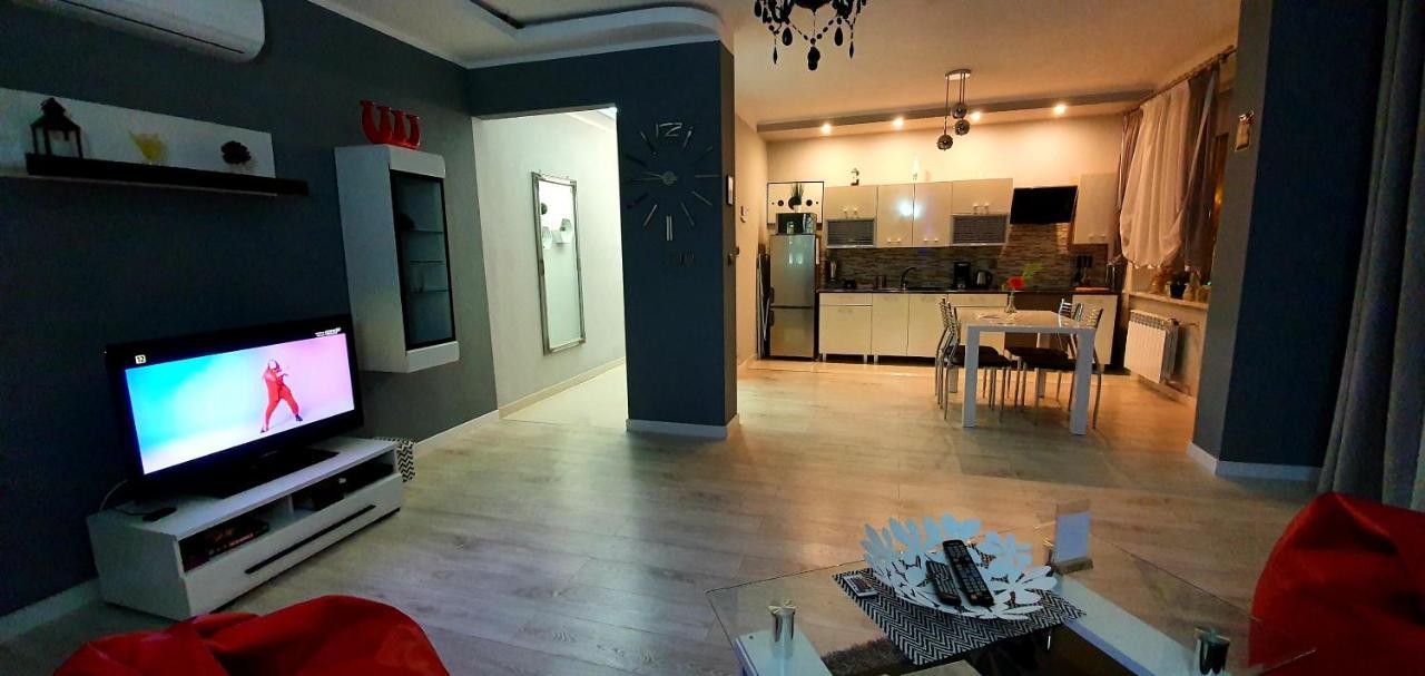Apartamenty Sofija Deluxe Centrum Zielona Gora  Bagian luar foto