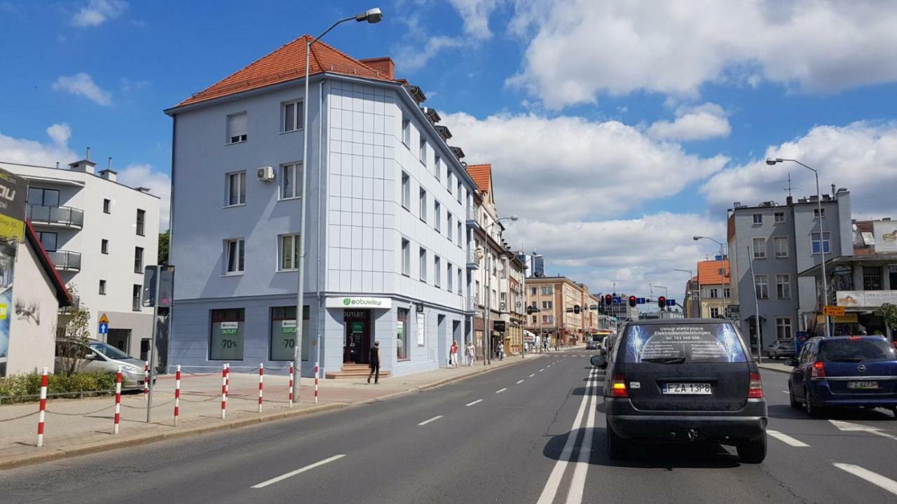 Apartamenty Sofija Deluxe Centrum Zielona Gora  Bagian luar foto