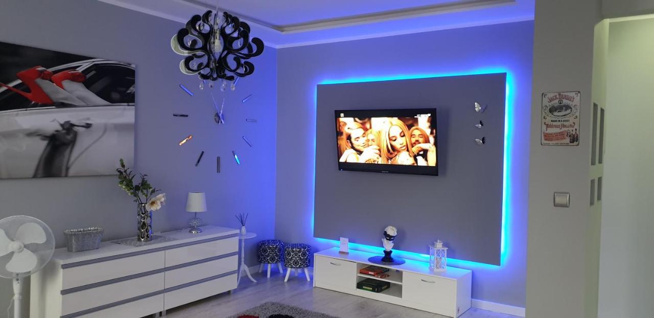 Apartamenty Sofija Deluxe Centrum Zielona Gora  Bagian luar foto