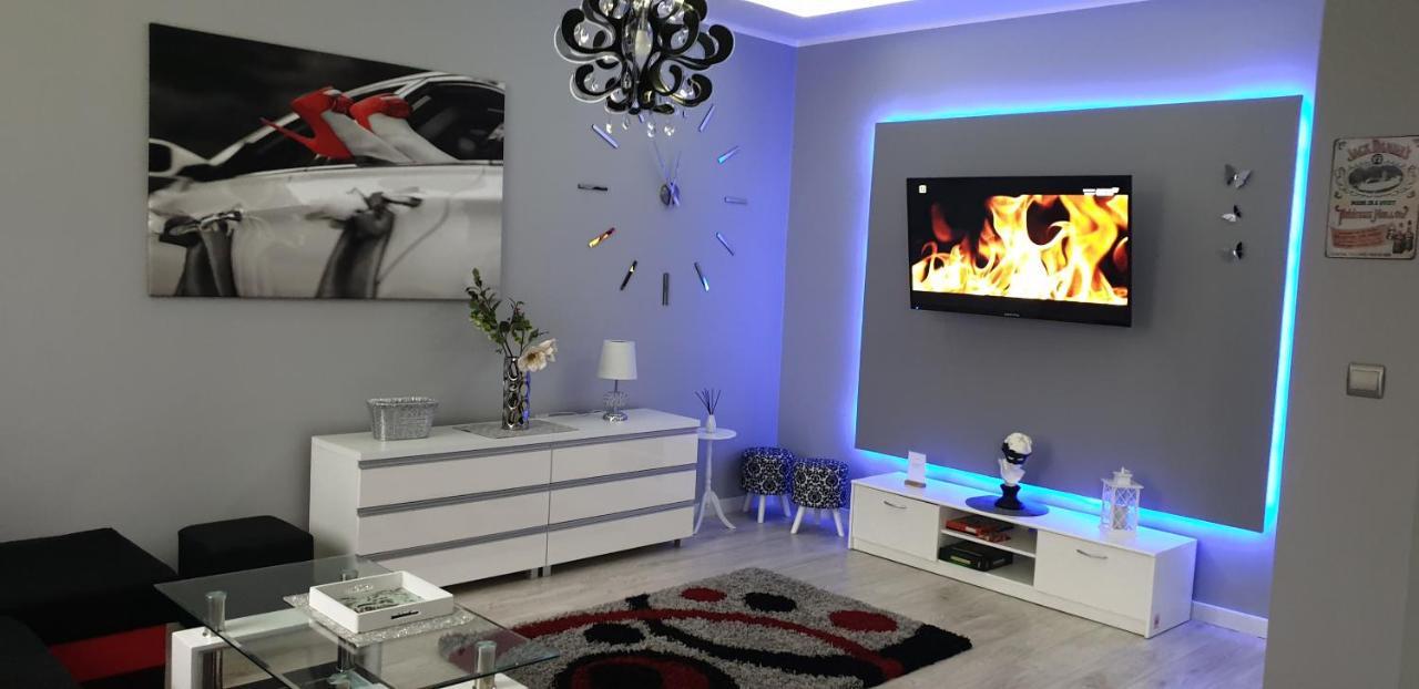 Apartamenty Sofija Deluxe Centrum Zielona Gora  Bagian luar foto